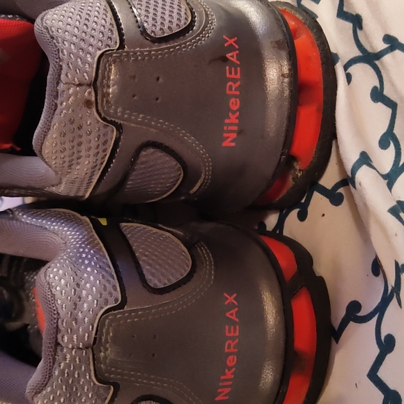 Women's Nike reax run dominate us shoes size 9 - Picture 14 of 17